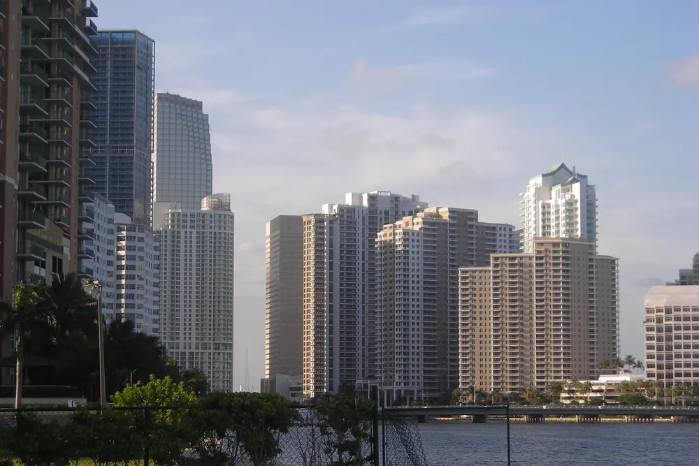 ¿Cómo comprar una propiedad en Miami desde México?