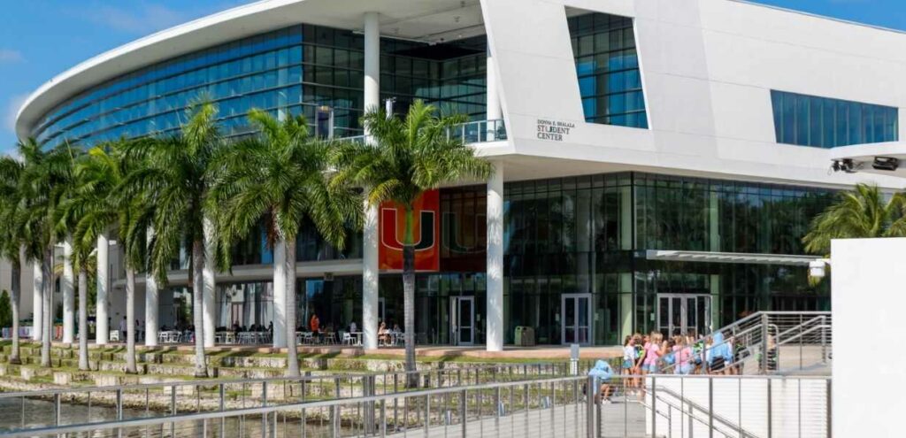 Universidades en Miami: Ofertas para la evolución profesional