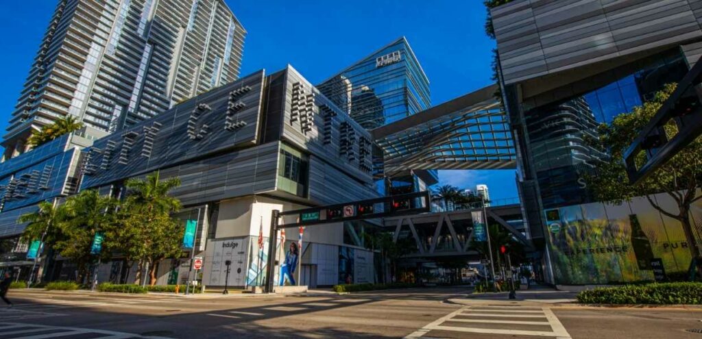 Brickell City Centre: ¿qué hay dentro de esta joya arquitectónica?