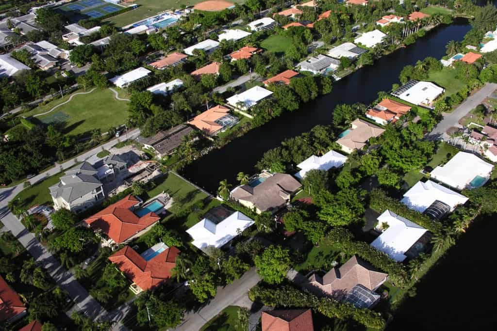 Apartamentos-en-venta-en-Weston-pfs-realty