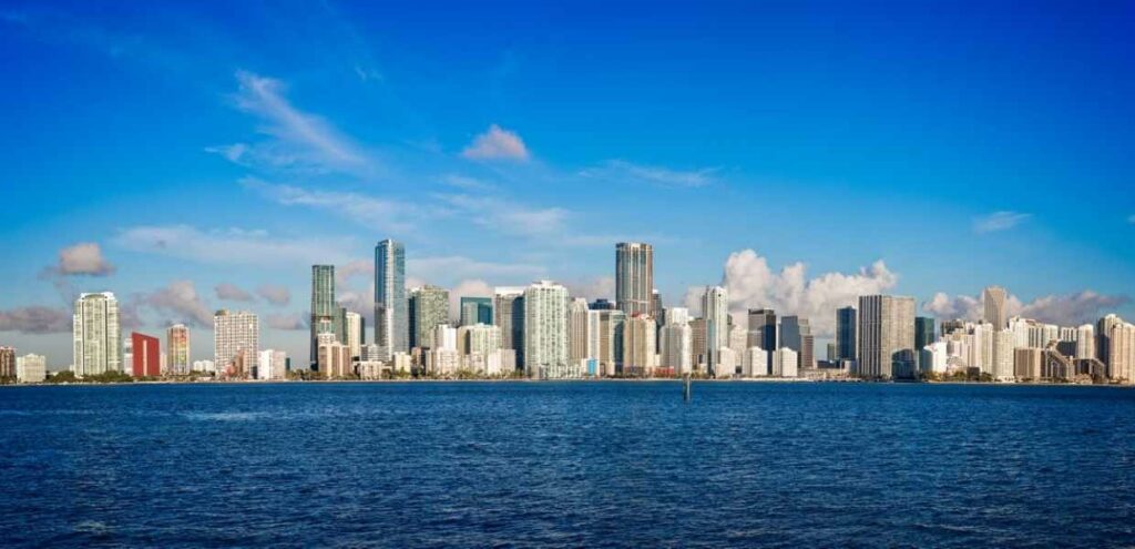 Condado de Miami Dade: razones para comprar inmuebles en el área